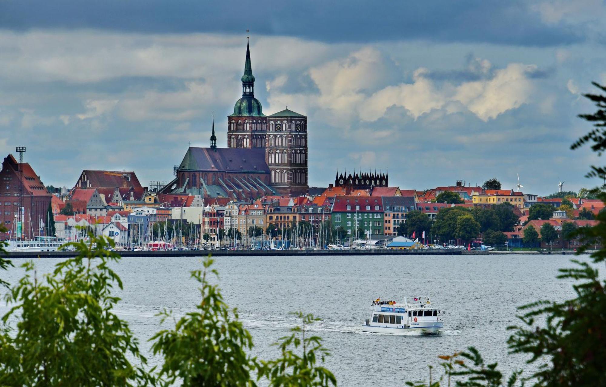 Ferienwohnung Sundueberblick - 150 Meter Zum Strand Altefahr Luaran gambar
